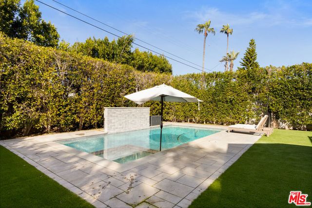 12419 Sarah Street, Studio City, CA 91604