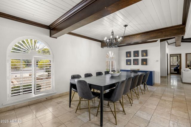320 W BETHANY HOME Road, Phoenix, AZ 85013