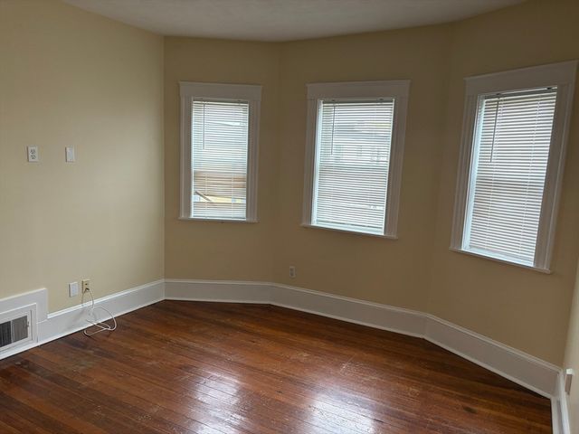 42 Pearl St 3, Everett, MA 02149