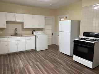 42 Pearl St 3, Everett, MA 02149