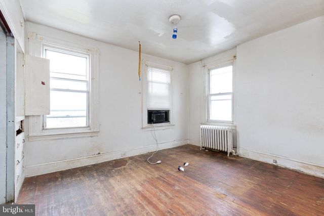 319 W DUNCANNON AVE, Philadelphia, PA 19120