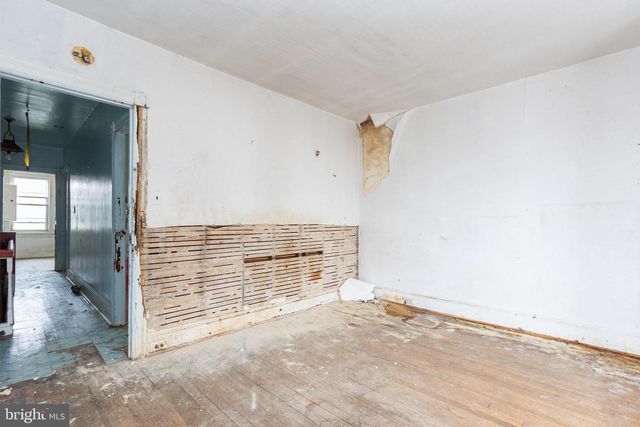 319 W DUNCANNON AVE, Philadelphia, PA 19120