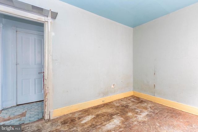 319 W DUNCANNON AVE, Philadelphia, PA 19120