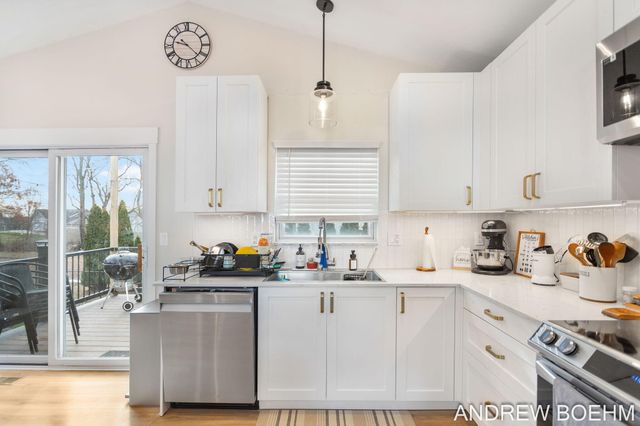 9570 Northwind Drive, Zeeland, MI 49464