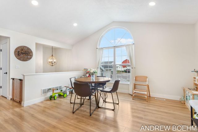 9570 Northwind Drive, Zeeland, MI 49464