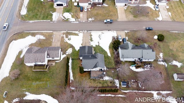 9570 Northwind Drive, Zeeland, MI 49464