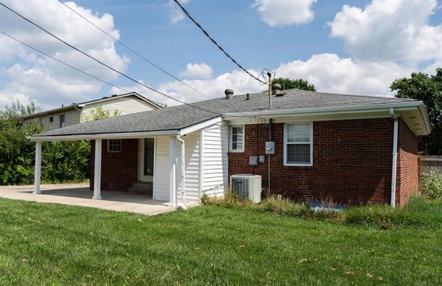 3669 Sundart Drive, Lexington, KY 40517