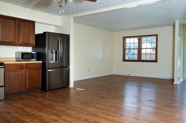 3669 Sundart Drive, Lexington, KY 40517