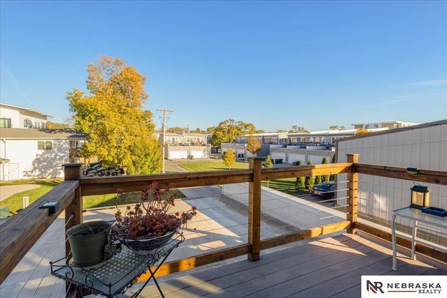 330 N 22nd Street, Lincoln, NE 68503