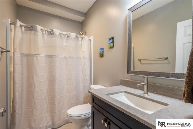 330 N 22nd Street, Lincoln, NE 68503