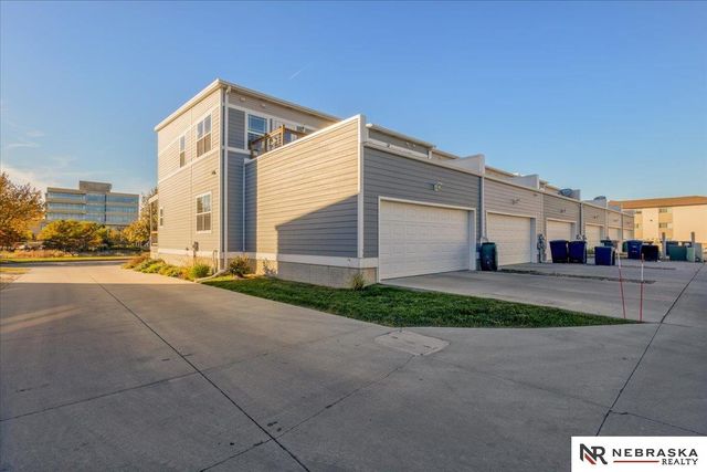 330 N 22nd Street, Lincoln, NE 68503