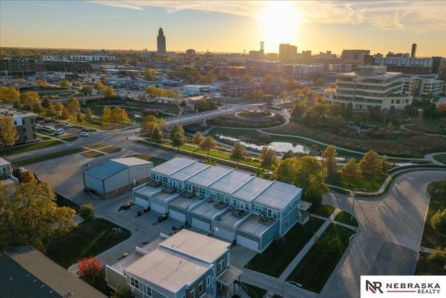 330 N 22nd Street, Lincoln, NE 68503