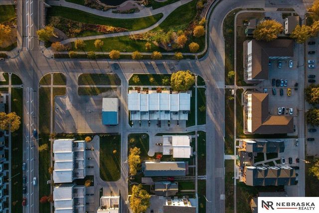 330 N 22nd Street, Lincoln, NE 68503