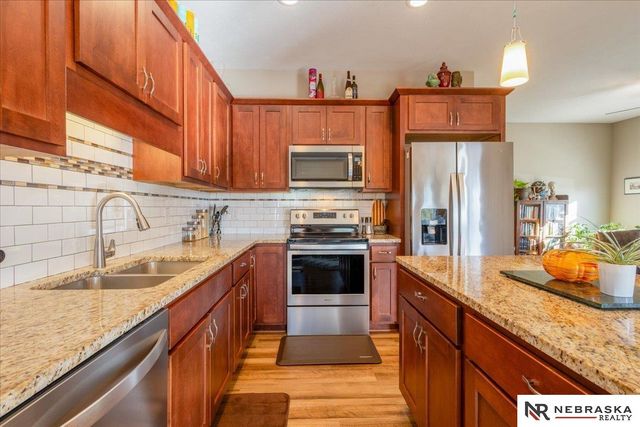 330 N 22nd Street, Lincoln, NE 68503