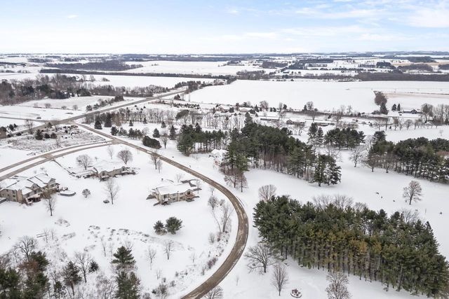 N8594 Old 49 Road, Berlin, WI 54923