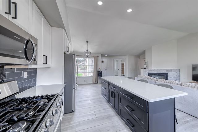 3220 Beacon Shores Circle, Las Vegas, NV 89117