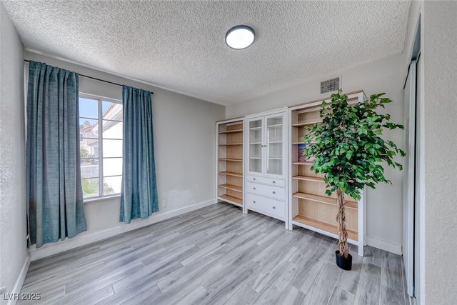 3220 Beacon Shores Circle, Las Vegas, NV 89117