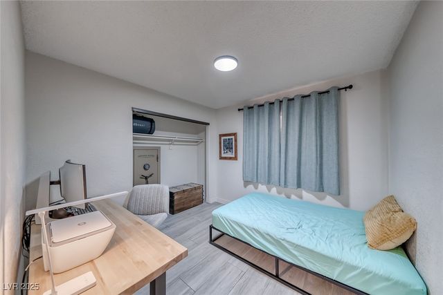 3220 Beacon Shores Circle, Las Vegas, NV 89117