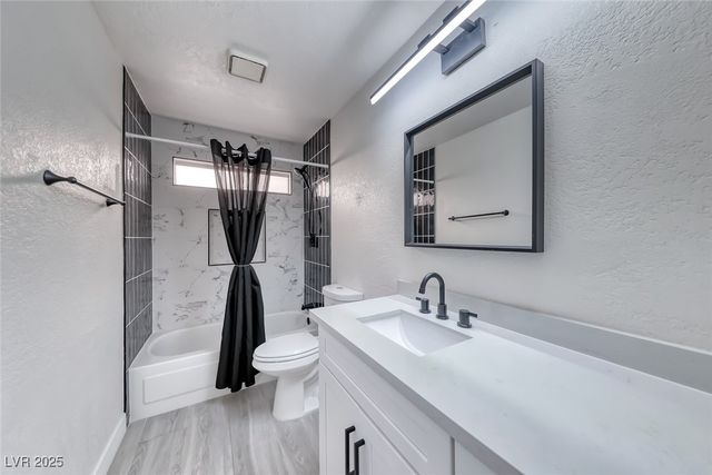 3220 Beacon Shores Circle, Las Vegas, NV 89117