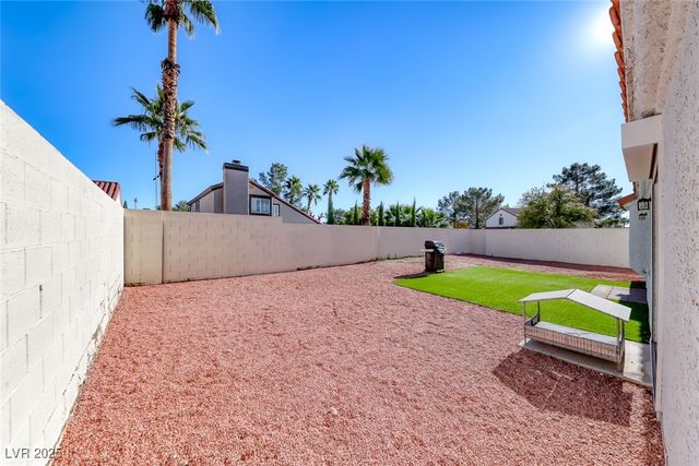 3220 Beacon Shores Circle, Las Vegas, NV 89117