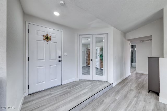 3220 Beacon Shores Circle, Las Vegas, NV 89117