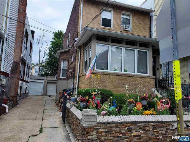 232 Wilkinson Avenue, Jersey City, NJ 07305