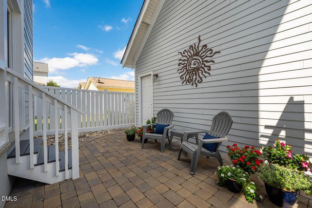 85 Summersweet Lane, Chapel Hill, NC 27516