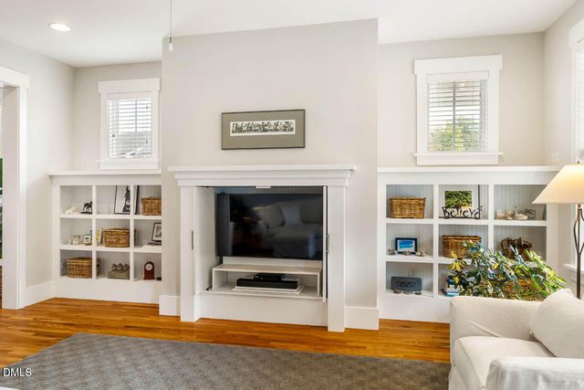 85 Summersweet Lane, Chapel Hill, NC 27516