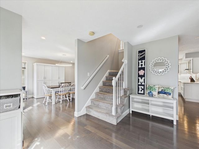 11 Copper Beech, West Bridgewater, MA 02379