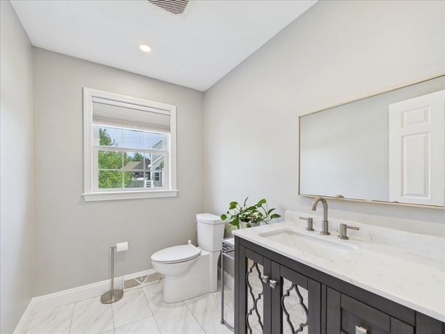 11 Copper Beech, West Bridgewater, MA 02379