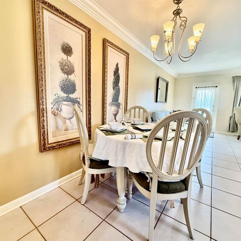 137 Farnham F 137, Deerfield Beach, FL 33442