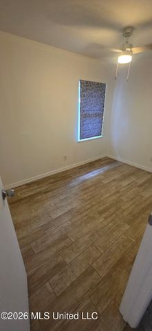 7120 Denver, Biloxi, MS 39532