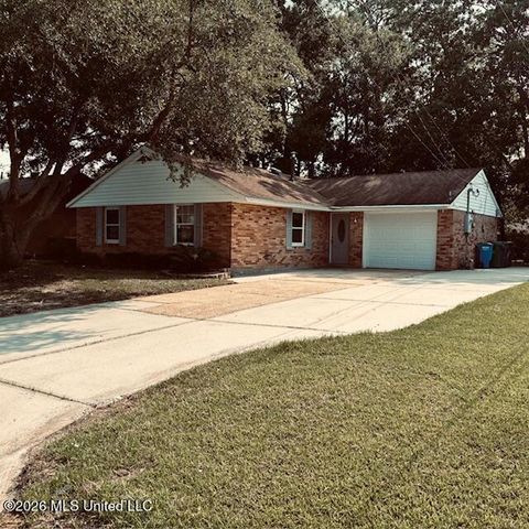 7120 Denver, Biloxi, MS 39532