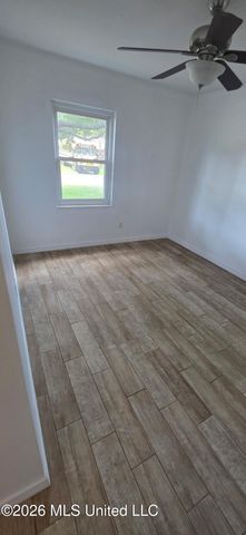7120 Denver, Biloxi, MS 39532