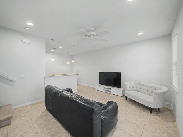 118 Black Ironwood Road 107, Jupiter, FL 33458