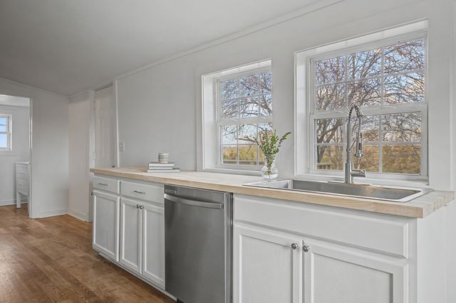 999 Old Lewisburg Hwy, Columbia, TN 38401