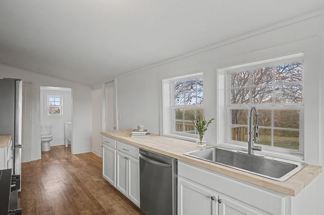 999 Old Lewisburg Hwy, Columbia, TN 38401