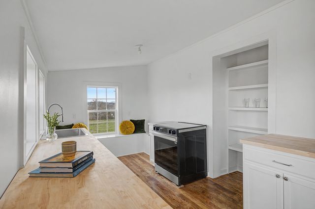 999 Old Lewisburg Hwy, Columbia, TN 38401