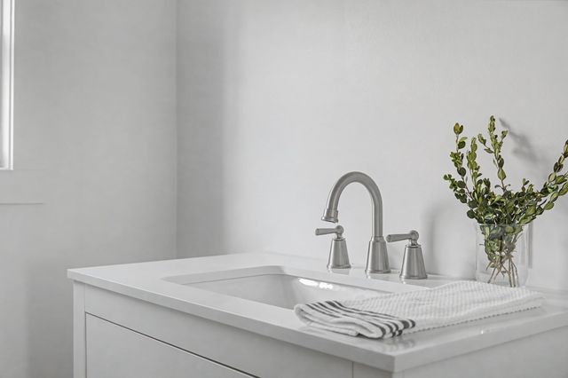 999 Old Lewisburg Hwy, Columbia, TN 38401