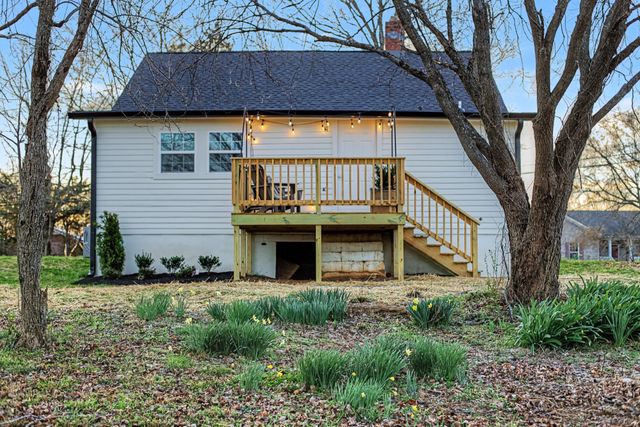 999 Old Lewisburg Hwy, Columbia, TN 38401