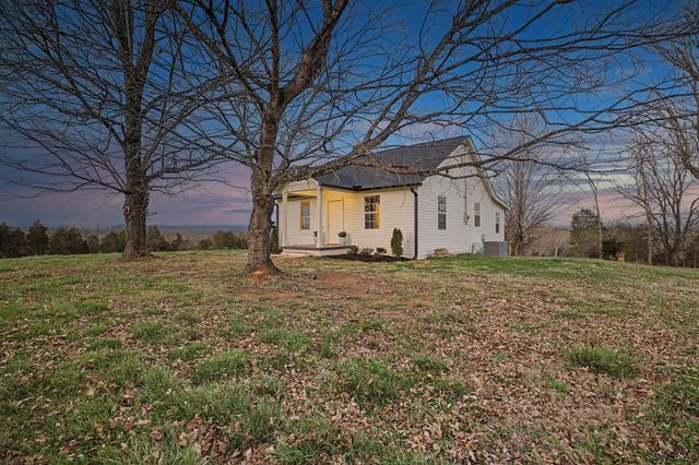 999 Old Lewisburg Hwy, Columbia, TN 38401