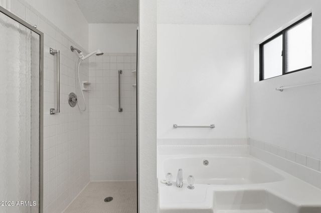 2399 LEISURE WORLD --, Mesa, AZ 85206