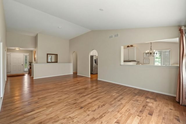 1352 Evergreen Lane, Pingree Grove, IL 60140