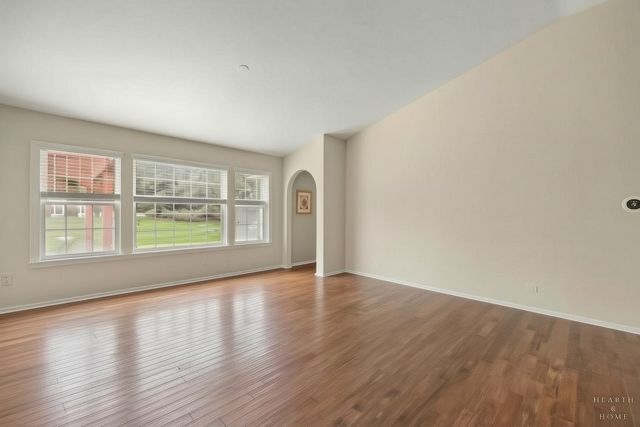 1352 Evergreen Lane, Pingree Grove, IL 60140