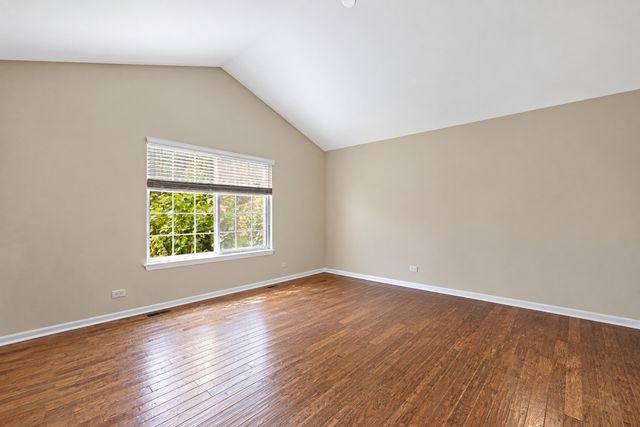 1352 Evergreen Lane, Pingree Grove, IL 60140