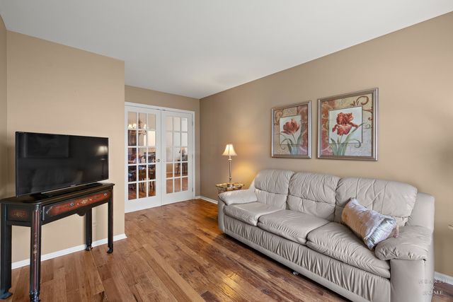 1352 Evergreen Lane, Pingree Grove, IL 60140
