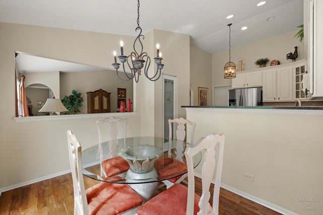 1352 Evergreen Lane, Pingree Grove, IL 60140