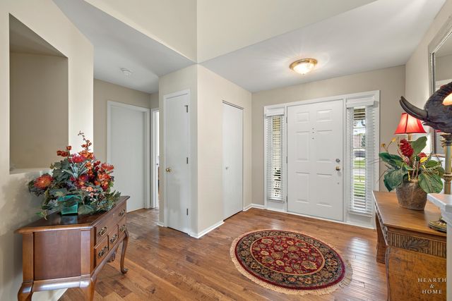 1352 Evergreen Lane, Pingree Grove, IL 60140