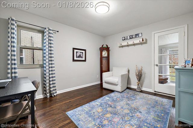 13365 Winchester Avenue, Huntington Woods, MI 48070