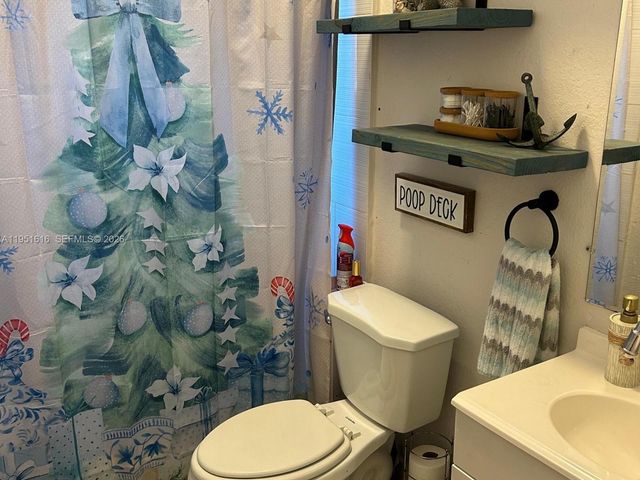 1537 NW 64th St, Miami, FL 33147